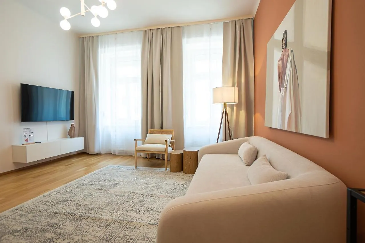 Bright 3-Room Apartment With A King-Size Bed Vienna