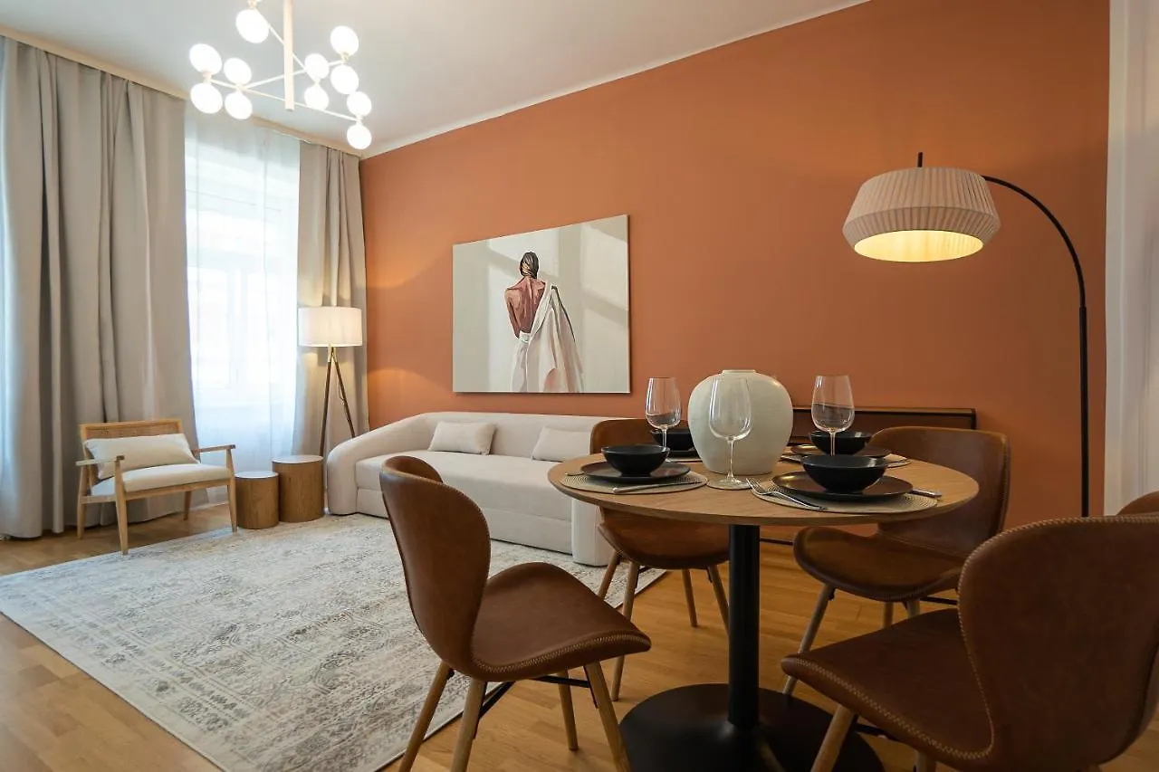 Bright 3-Room Apartment With A King-Size Bed Vienna